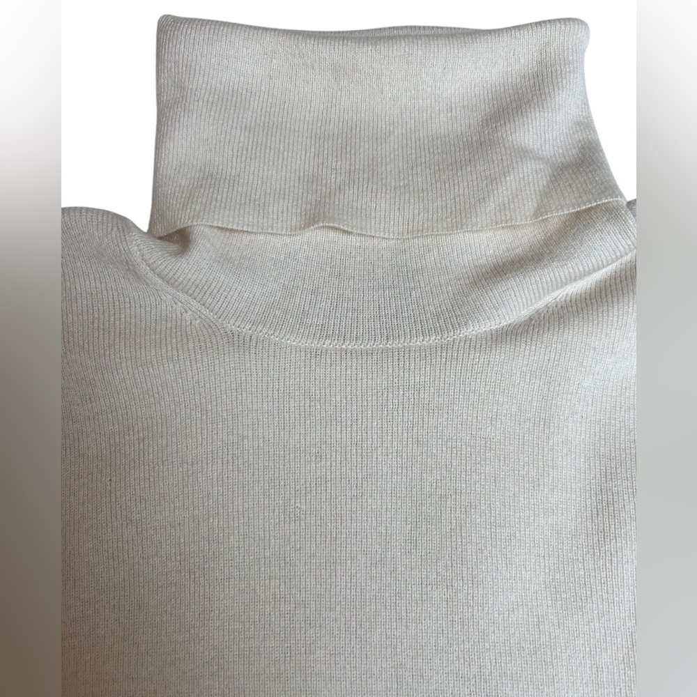Aritzia Wilfred cream cropped turtleneck sweater, XS, wool-blend Cozy Ski Bunny - Picture 4 of 8